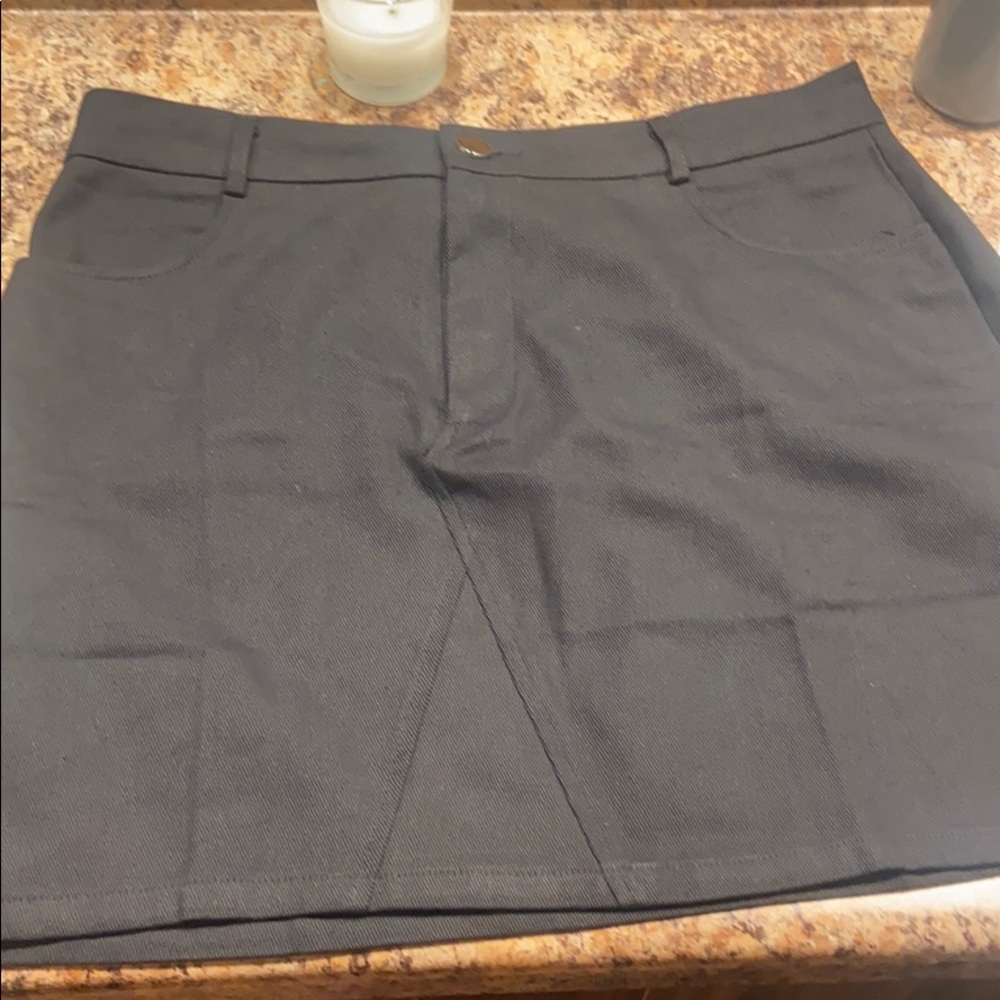 Black mini skirt